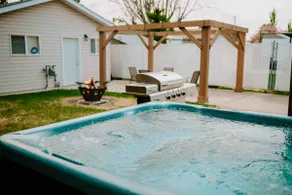 Private Hot Tub and Comfy King Bed! Close to WEM! - Image 2