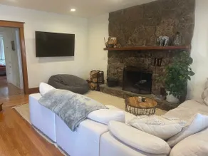 Downtown Crown Jewel w/fireplace & amazing porch - Image 5