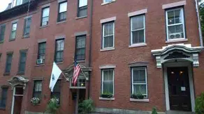 Charming Brownstone Retreat Near Fenway & T - Image 3