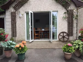 Mews with garden views - Image 3