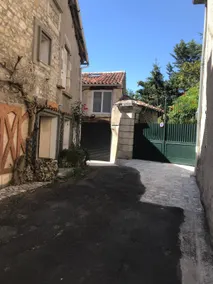 Downtown accommodation close to the castle - Image 5