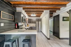 Gorgeous Modernized Cabin + Hot Tub + Pool Table - Image 4