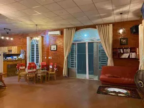 Tropical Garden Villa, 12–15 Pax, BBQ Near Lake - Image 5