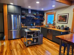 Amazing Cabin w/ Soaking Tub, Woodstove! - Image 3
