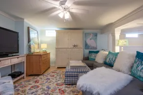 Lady of the Lake {Luxury apt ) - Image 4