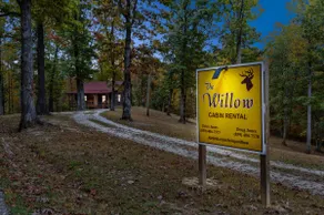 The Willow | Private RRG Cabin + King Bed - Image 2