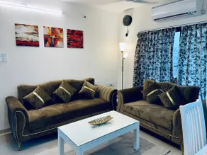 Le Meridian Ultra Luxurious 1BHK Service Apartment - Image 2