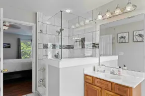 King bed, Water Views, sleeps 8, TVs in every room, public pool.  - Image 3