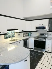 White House, 6 bd 2.5 bth slp 9, Beach, UNE, KBPT - Image 5