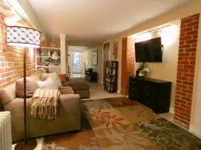 Cozy chic apartment in lovely Mt. Pleasant - Image 2