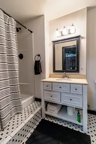 Bricktown Barbell Loft and Bougie RV - Image 5