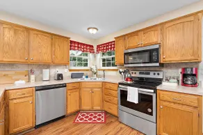 ⭐️  Serene Oasis  ✅  3 King Beds ✅  Fast Wifi ✅  Free Parking - Image 5