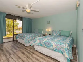 Benjamin's Pier at Laguna Reef Resort - Image 3