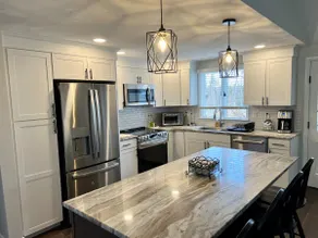 Charming Home in Reading with a Large Yard - Image 2