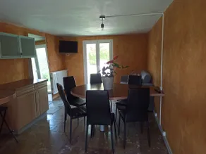 64 m² apartment with free parking on site - Image 3