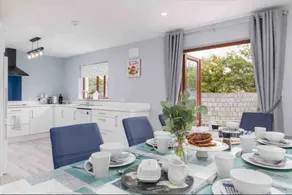 Wonderful Coastal home in Dingle town - Image 5