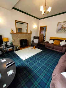 L'ANCIEN SMIDDY COTTAGE, BALLOCH, LOCH LOMOND CONSTRUIT SUR UNE BRÛLURE ÉCOSSAISE - Stream - Image 4