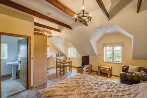 Woodleighton Cottages - Image 2