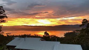 Lochview - 3 bedroom, pet friendly home with views - Image 4