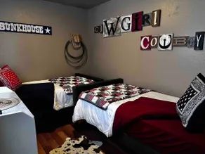 Adorable 2 bedroom one bath guest house. - Image 5