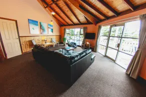 The Town Suite - Image 2