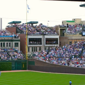 Wrigleyville Inn, schönes modernes 1 Schlafzimmer, nur wenige Schritte vom Wrigley Field entfernt - Image 5