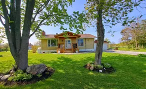Hosta Haven: Entire bungalow in The County. - Image 2