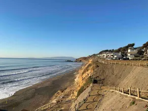 Beach Lover’s 2B1B • 15min SF/SFO • Free Parking - Image 5