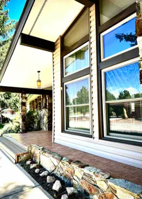 Hillcrest Home - Image 4