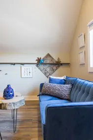 Niagara Falls Clean and Stylish Loft - Image 5