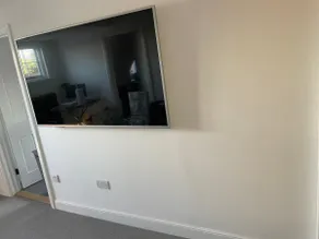 Georgian Apartment -3 Bedroom Top Floor - Image 3