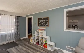 Beauty On Beverly ⭐ 3 Bed, 2.5 Bath, and BIG yard - Image 4