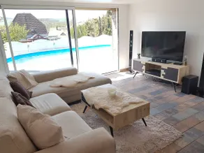Cozy suite for total relaxation by the pool - Image 4