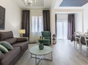 FC Barcelona 1 car FREE parking, Family apartment. - Image 3