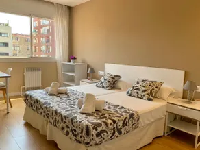 Comfortable flat & 6'-walk to Sagrada Familia - Image 4