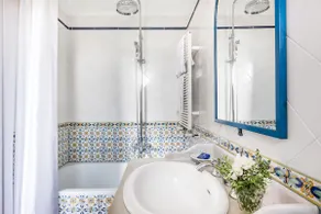 Le Camelie Suite. Belle Époque Rural Retreat in Siena - Image 5