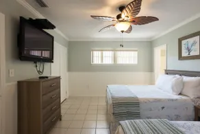Spacious 1 Bedroom Apartment - Image 5