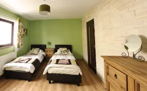 Propaganda Chalet - Image 4