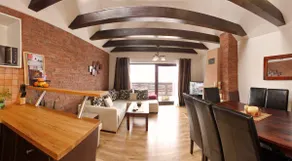 Propaganda Chalet - Image 3