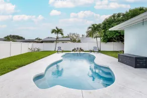 Family Home Heated Pool Pets Welcome Near Beaches - Image 5