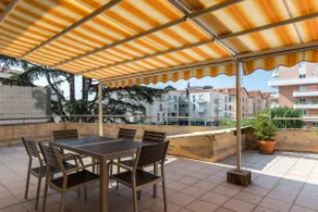 Large terrace apartment next to Monaco & beach - Image 2