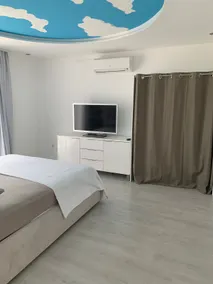 Modern apartment SKY - Image 2