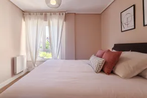 Comfortable and bright, 5 minutes from the beach - Image 4