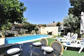Cozy house with pool for 6 people Bahía Grande - Image 5