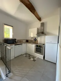 Beautiful air-conditioned duplex in the heart of Provence - Image 4