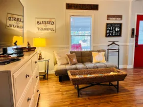 Cozy & Quaint! The Little Cottage for Big Hearts. A peaceful getaway in Florida! - Image 4