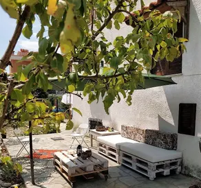 Tasos Villa-Roula - Image 3