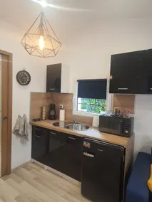 Nice studio. - Image 3