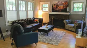 Modern 1920's Bungalow ~ 5 Minutes from Lambeau Field - Image 2