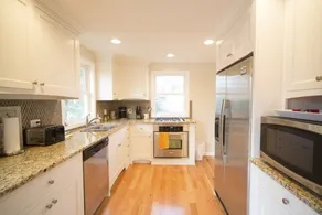 Vintage Lake Michigan Beach Cottage: 4br+loft,3ba-Sleeps 17 - Image 3